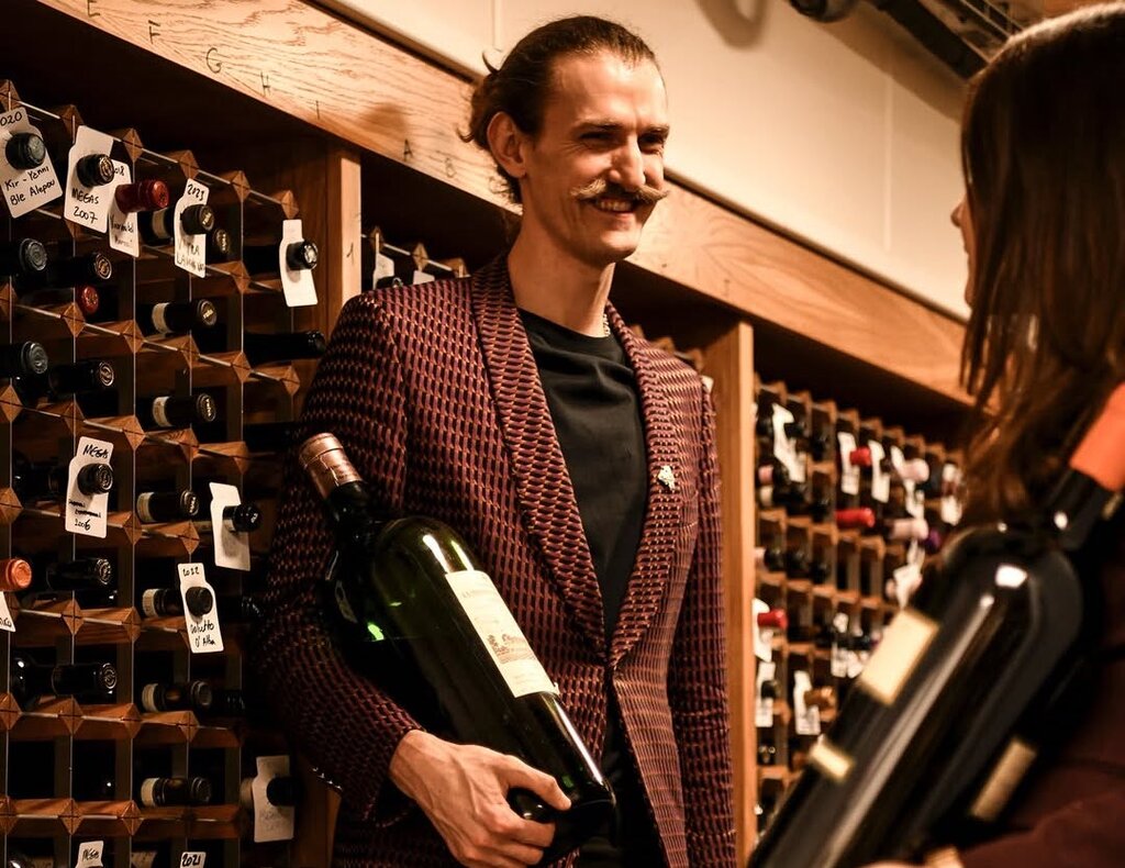 bacchanalia table map